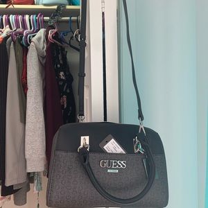 Handbag Guess